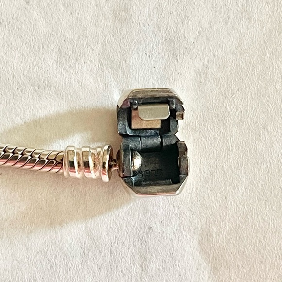 Pandora Moments Snake Chain Bracelet - Picture 5 of 5